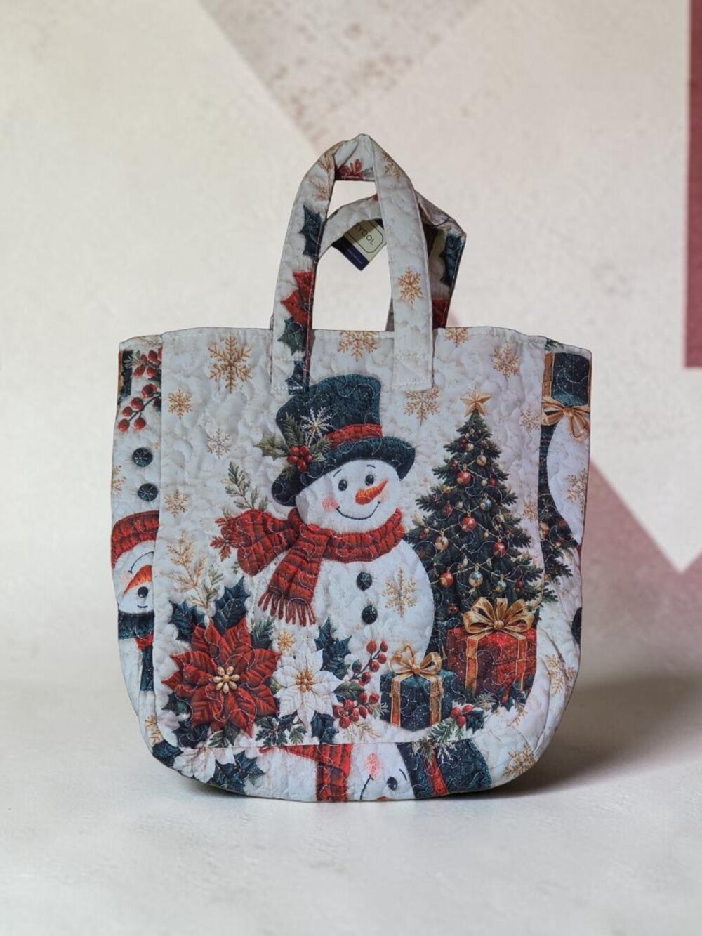 ZYQOL Quilted Holiday Travel Bag 15" x 16"